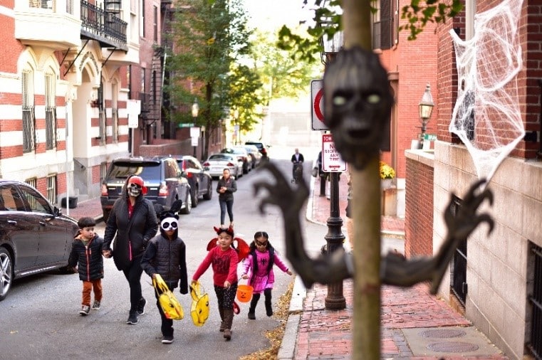 Halloween on Beacon Hill Home to some of the best trickortreating in